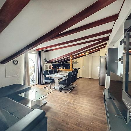 Knezevic Apartments Crikvenica Buitenkant foto
