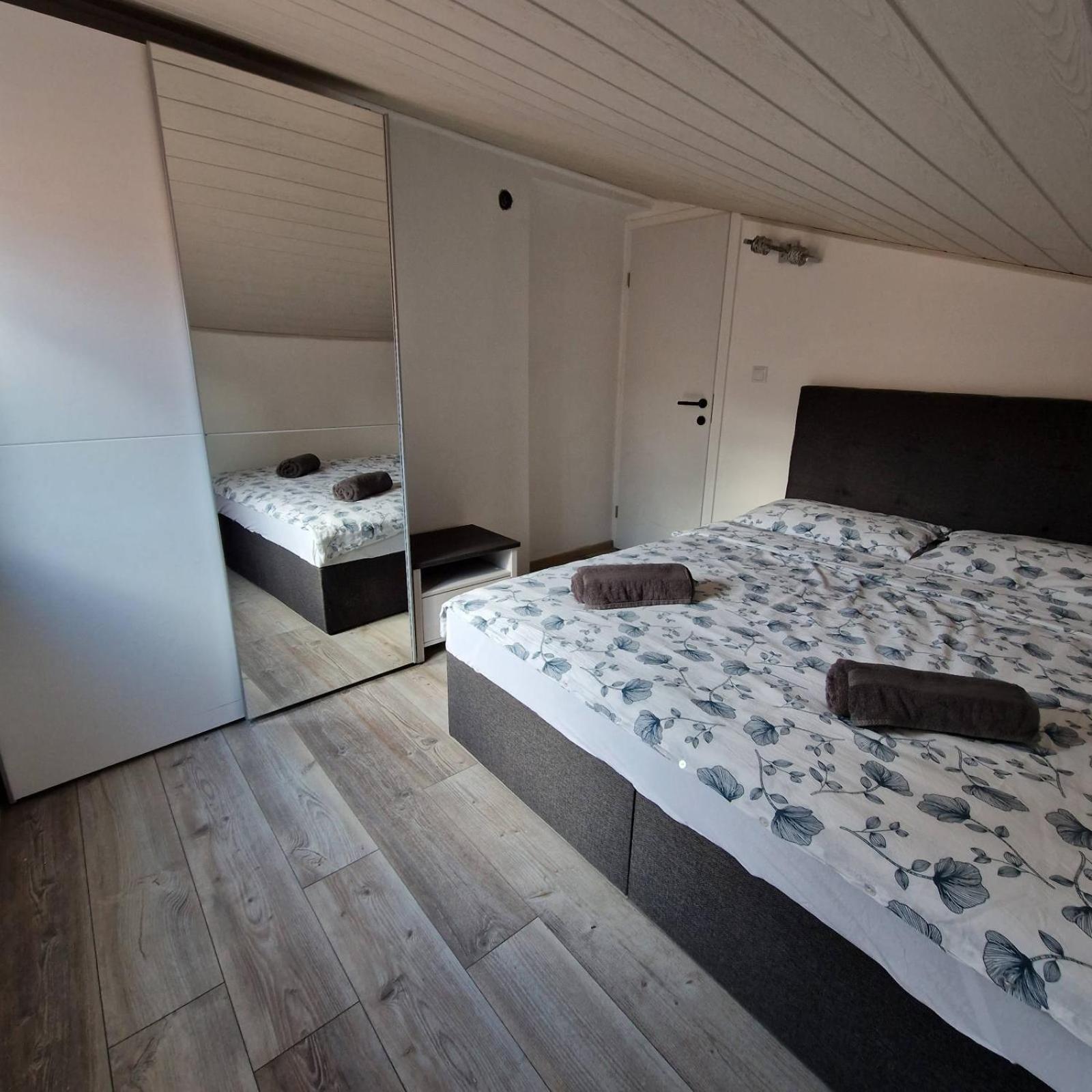 Knezevic Apartments Crikvenica Buitenkant foto